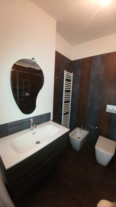 via cechov - bagno in suite